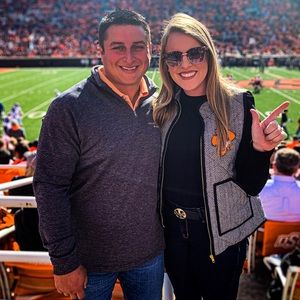 Meet your Posher, Shelbi